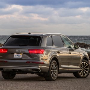 Large-2017-Audi-Q7-1157.jpg