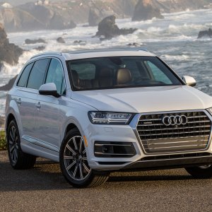 Large-2017-Audi-Q7-1184.jpg